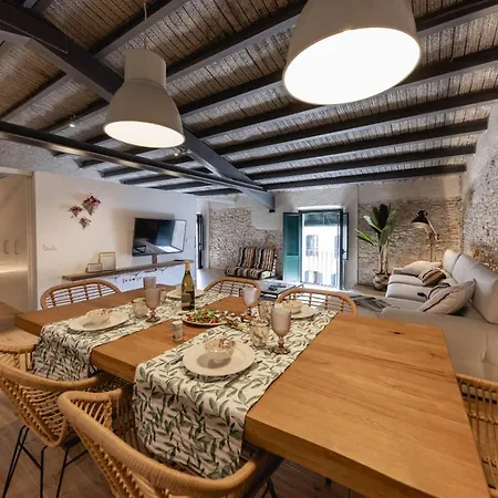 Bravissimo Placa Del Vi, Design Penthouse Χιρόνα