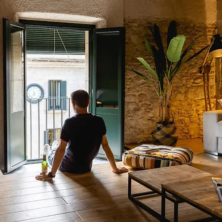 Bravissimo Placa Del Vi, Design Penthouse *